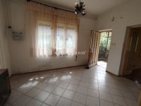 Eladó családi ház, Szegeden 66 M Ft, 2 szobás