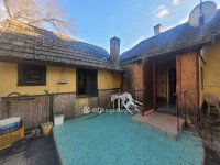 Eladó téglalakás, Mezőhegyesen 6.5 M Ft, 2+1 szobás