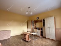 Eladó téglalakás, Sopronban 42.5 M Ft, 1 szobás