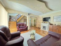 Eladó családi ház, Békéscsabán 93.9 M Ft, 6 szobás