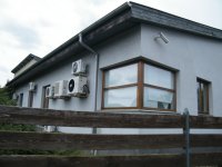 Eladó iroda, Dunaújvárosban 239.9 M Ft, 9 szobás