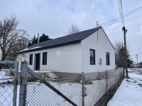 Eladó családi ház