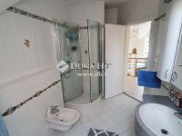 Eladó családi ház, Siófokon 381 M Ft, 7 szobás