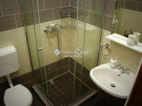 Eladó családi ház, Bikácson 129.98 M Ft, 6 szobás