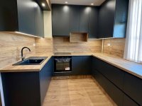 Eladó panellakás, Szegeden 69.9 M Ft, 4 szobás