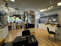 Kiadó üzlethelyiség