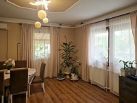 Eladó családi ház, Tökölön 92.5 M Ft, 6+1 szobás