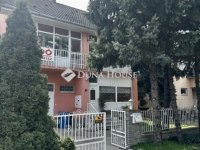 Eladó családi ház, Siklóson 74.5 M Ft, 5 szobás