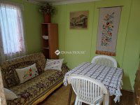 Eladó nyaraló, Ráckevén 17 M Ft, 1 szobás