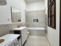 Eladó téglalakás, XII. kerületben 129.9 M Ft, 3 szobás