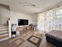 Eladó ikerház, Szombathelyen 88.9 M Ft, 5 szobás