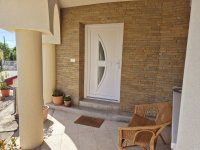 Eladó családi ház, Keszthelyen 175 M Ft, 5 szobás