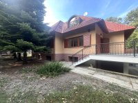 Eladó családi ház, Leányfaluban 199 M Ft, 6 szobás