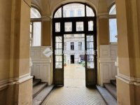 Eladó téglalakás, VII. kerületben 50 M Ft, 2 szobás