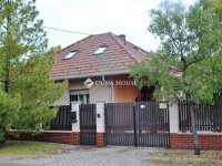 Eladó családi ház, Kecskeméten 109 M Ft, 6 szobás