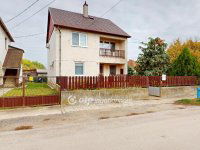 Eladó családi ház