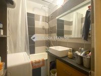 Eladó panellakás, Pécsett 54.9 M Ft, 4 szobás