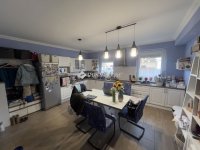 Eladó ikerház, III. kerületben 209.9 M Ft, 9 szobás