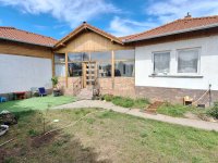 Eladó családi ház, Gödöllőn 119 M Ft, 6 szobás