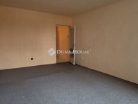 Eladó téglalakás, X. kerületben 63.49 M Ft, 3 szobás