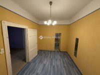 Eladó téglalakás, VI. kerületben 69.9 M Ft, 3 szobás