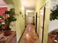 Eladó családi ház, Helvécián 89.99 M Ft, 5 szobás