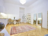 Eladó téglalakás, V. kerületben 83.9 M Ft, 2 szobás