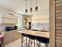 Eladó téglalakás, Oroszlányban 38.5 M Ft, 2+2 szobás