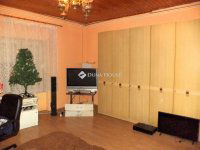 Eladó családi ház, Velencén 87.9 M Ft, 4 szobás