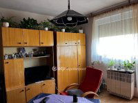 Eladó téglalakás, Egerben 32.9 M Ft, 2+1 szobás