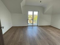 Eladó ikerház, Budapesten, XVI. kerületben 179.9 M Ft, 5 szobás