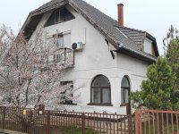 Eladó családi ház