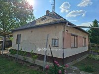 Eladó családi ház, Hajdúböszörményen 48.5 M Ft, 2 szobás