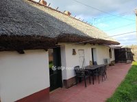 Eladó családi ház, Csongrádon 33 M Ft, 2 szobás