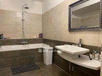 Eladó ipari ingatlan