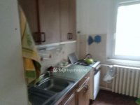 Eladó panellakás, Szegeden 49.9 M Ft, 2 szobás