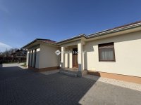 Eladó családi ház, Lajosmizsén 99.5 M Ft, 5 szobás