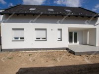 Eladó családi ház, Székesfehérvárott 114.99 M Ft, 5 szobás