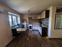 Eladó ikerház, Pécsett 37 M Ft, 2 szobás / költözzbe.hu
