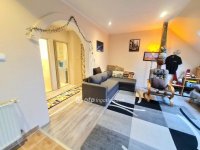 Eladó családi ház, Makláron 93 M Ft, 6 szobás