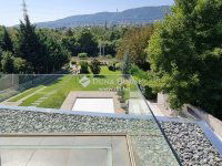 Eladó családi ház, III. kerületben 480 M Ft, 7 szobás