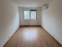 Eladó panellakás, III. kerületben 69.99 M Ft, 2 szobás