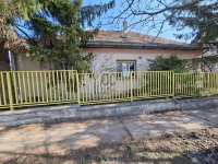 Eladó családi ház, Kistarcsán 94.9 M Ft, 4 szobás