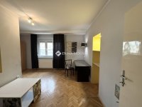 Eladó téglalakás, Szegeden 88 M Ft, 4 szobás