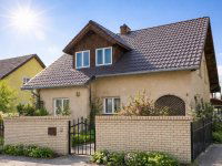 Eladó családi ház, Ajkán 135.6 M Ft, 6 szobás