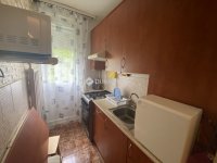 Eladó panellakás, Pécsett 36 M Ft, 2 szobás
