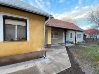 Eladó családi ház, Tiszafüreden 47 M Ft, 5 szobás