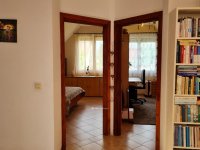 Eladó családi ház, Veszprémben 159 M Ft, 8+2 szobás