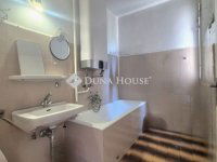 Eladó téglalakás, II. kerületben 109.9 M Ft, 2 szobás