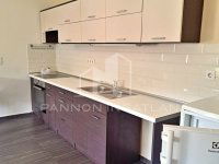 Kiadó téglalakás, albérlet